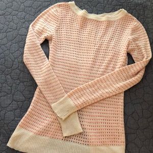 Cute pink sweater very light open knit